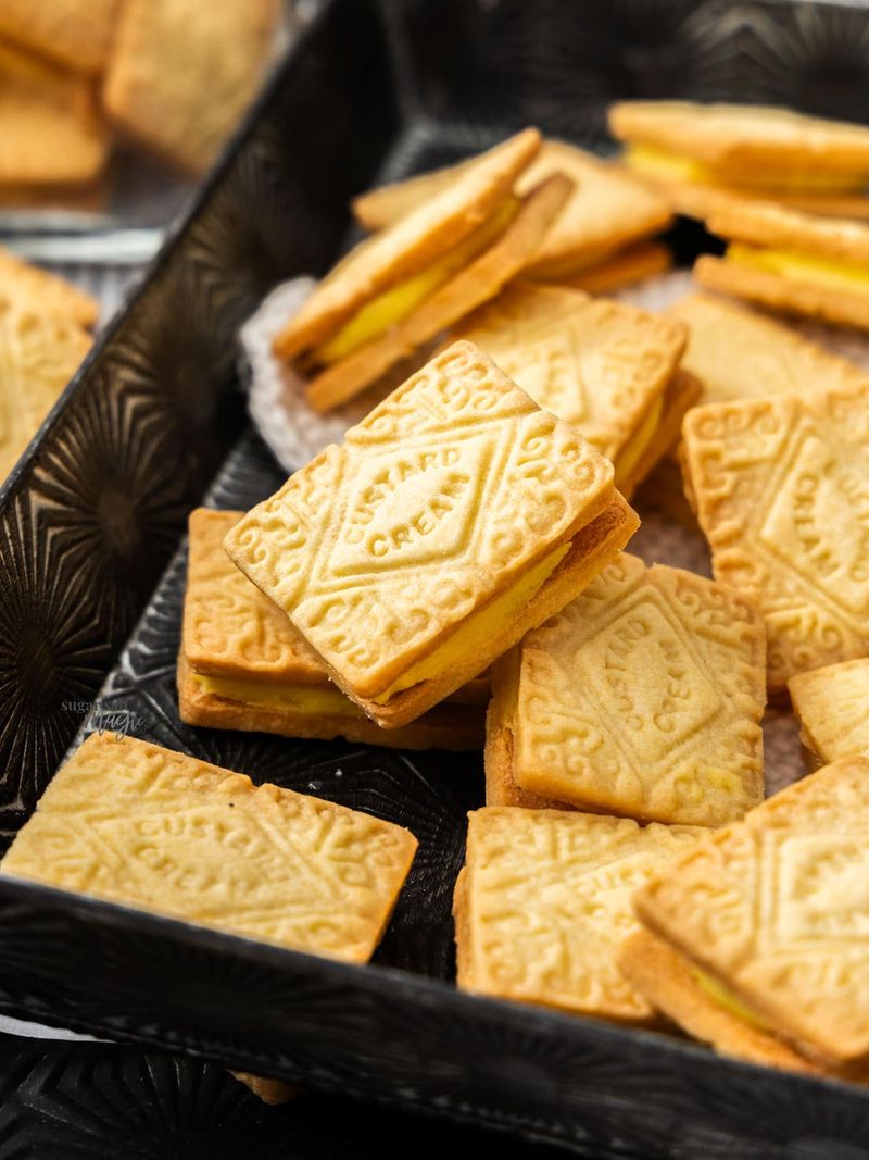 Custard Creams