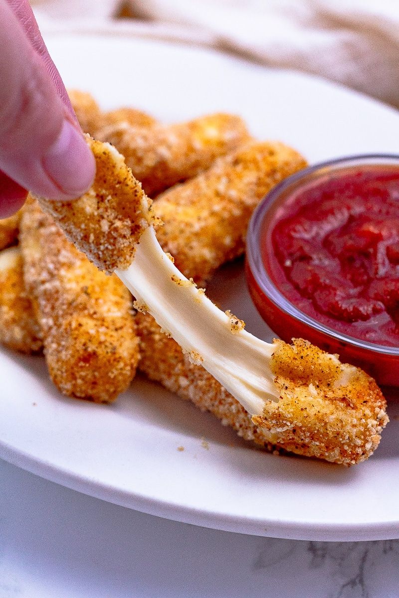 Mozzarella Sticks (Air Fryer Style)