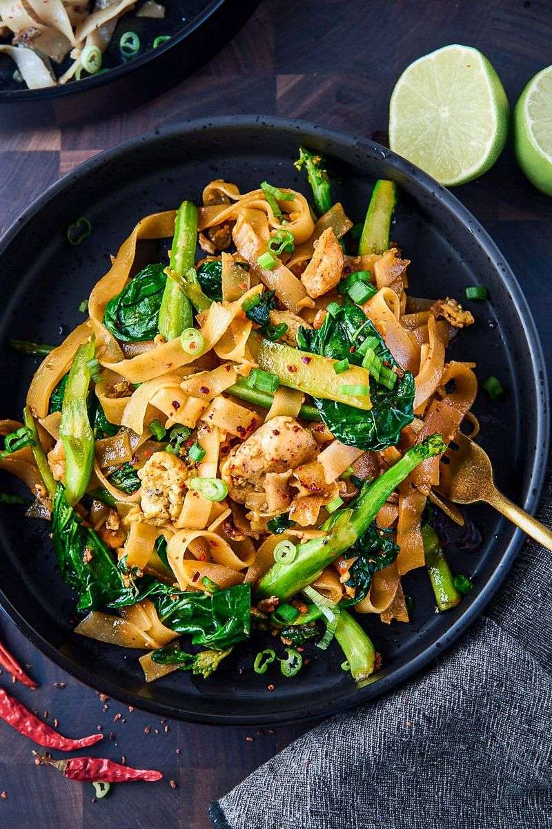 Thai Pad See Ew