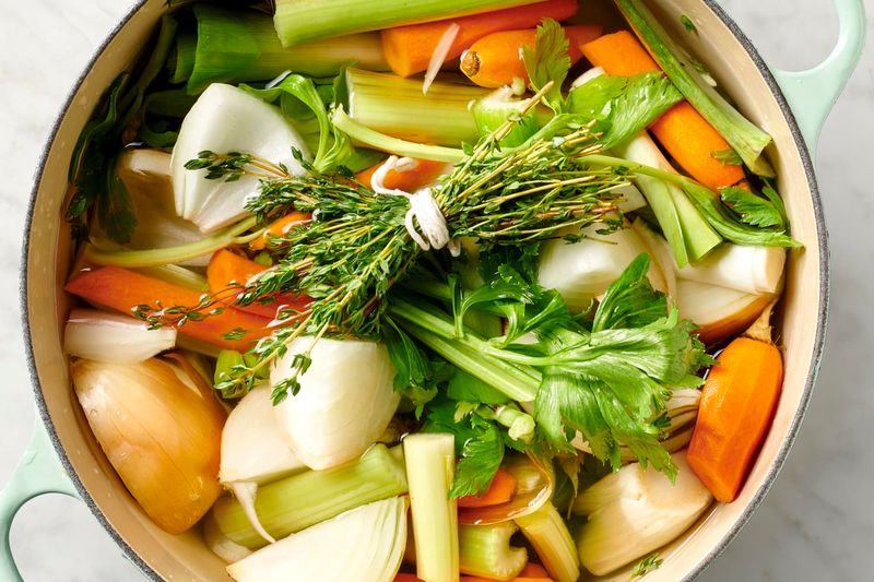 Vegetable or Chicken Stock