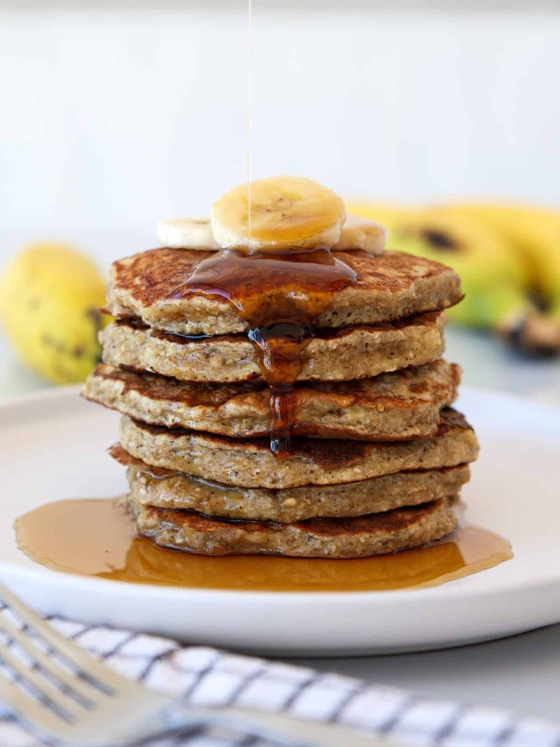Banana Oat Pancakes