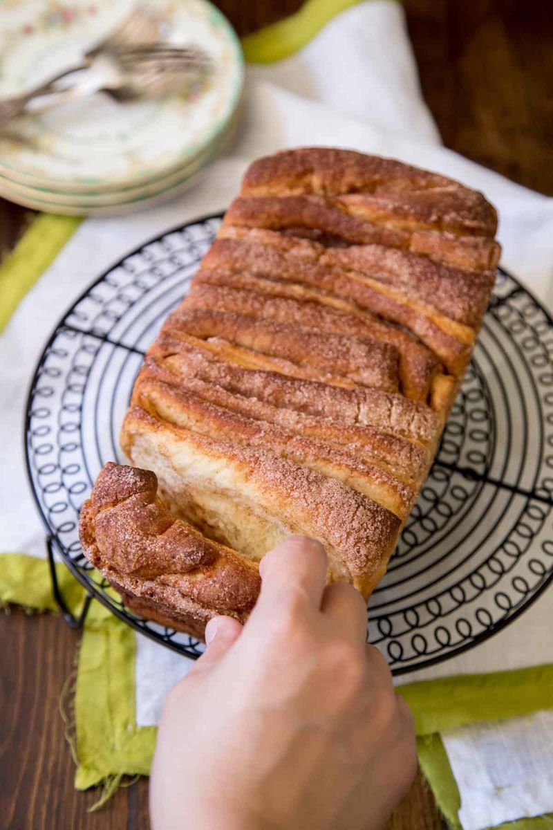 Cinnamon Pull-Apart Bread