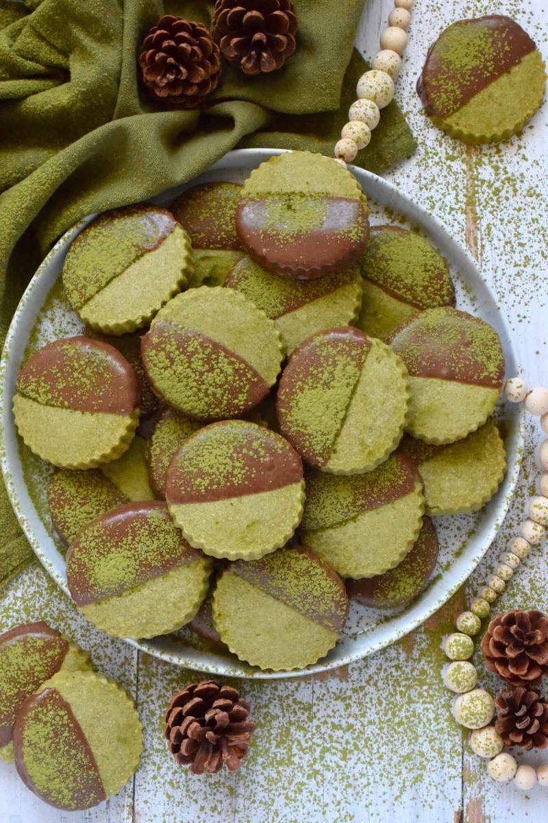 Matcha White Chocolate Shortbread
