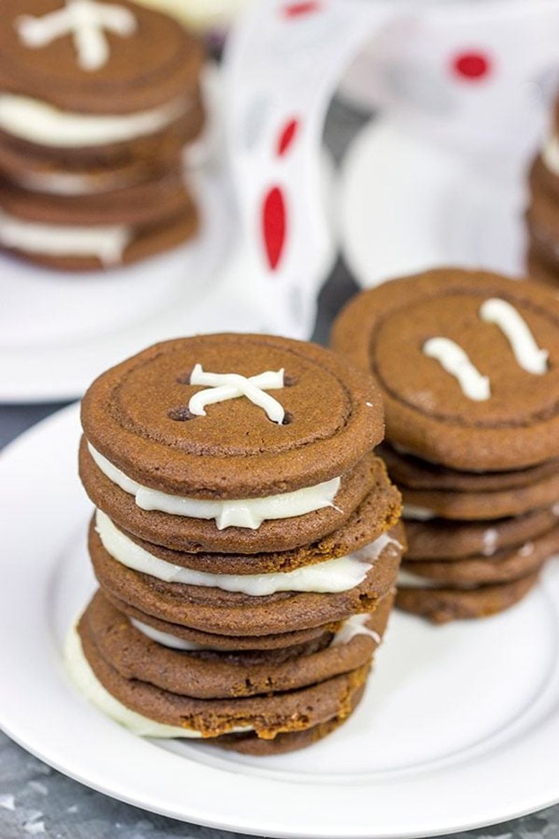 Spiced Gingerbread Buttons