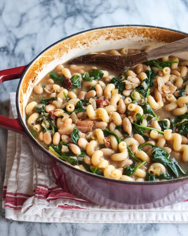 One-Pot Pasta with Spinach and White Beans