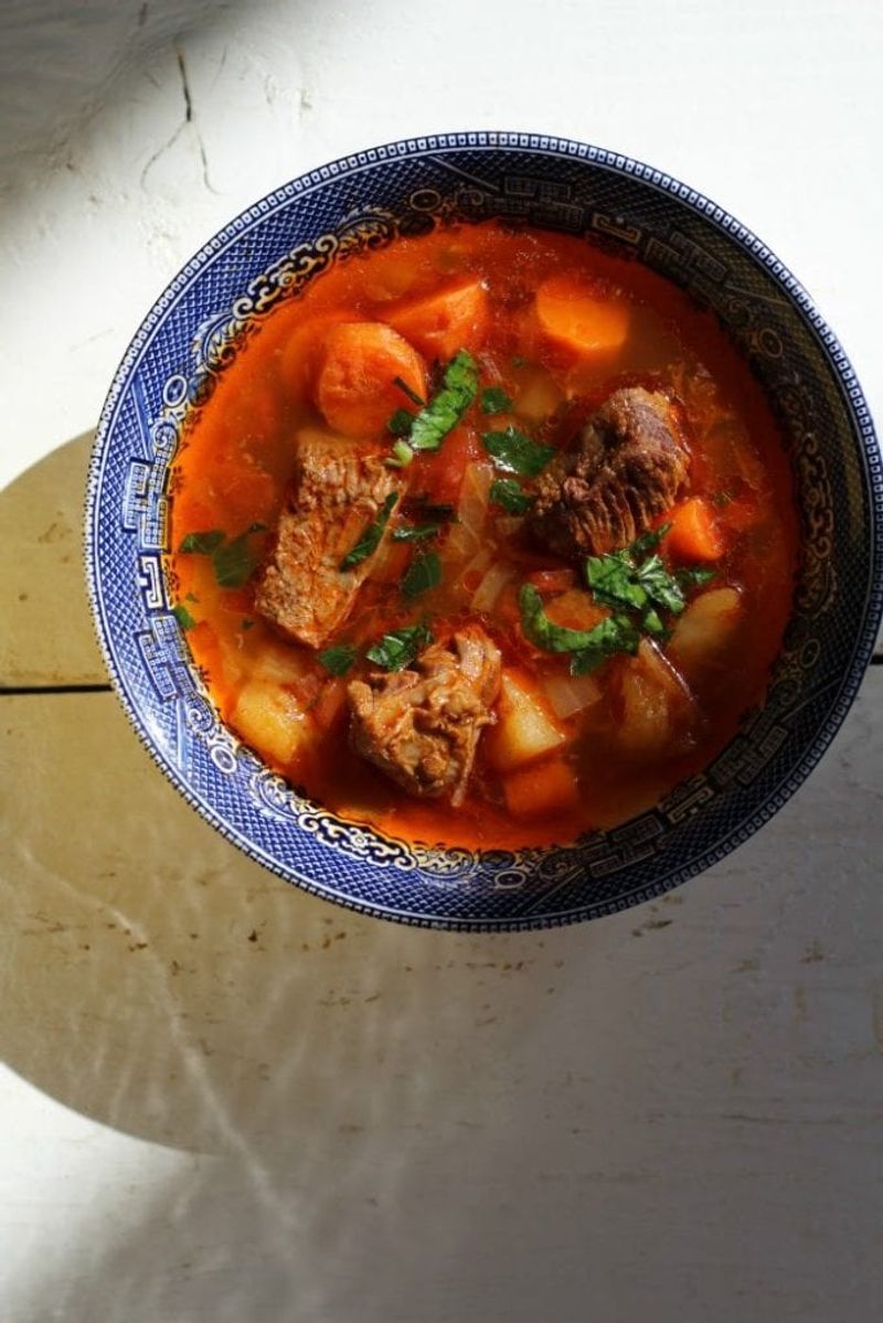 Hungarian Gulyasleves Broth