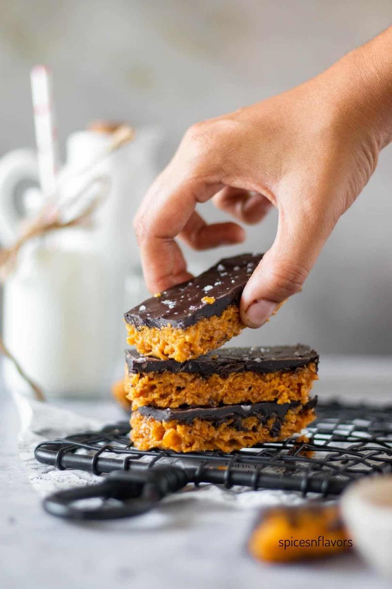 Cornflake Pumpkin Spice Bars