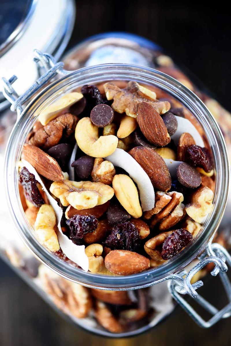 Nut Mix with Dark Chocolate Chips