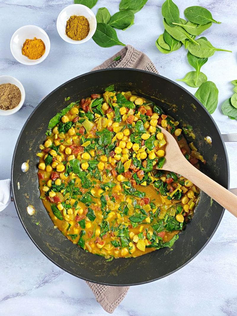 Spinach and Chickpea Curry