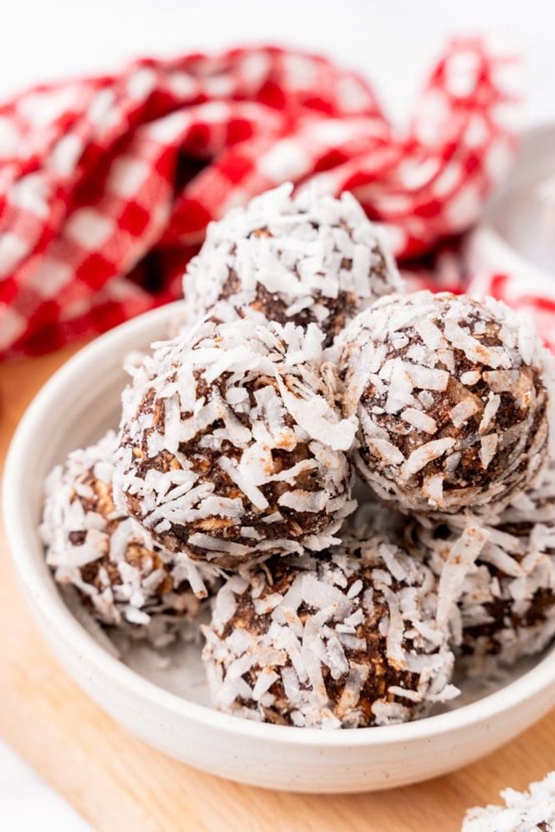 Swedish Chokladbollar (Chocolate Oat Balls)