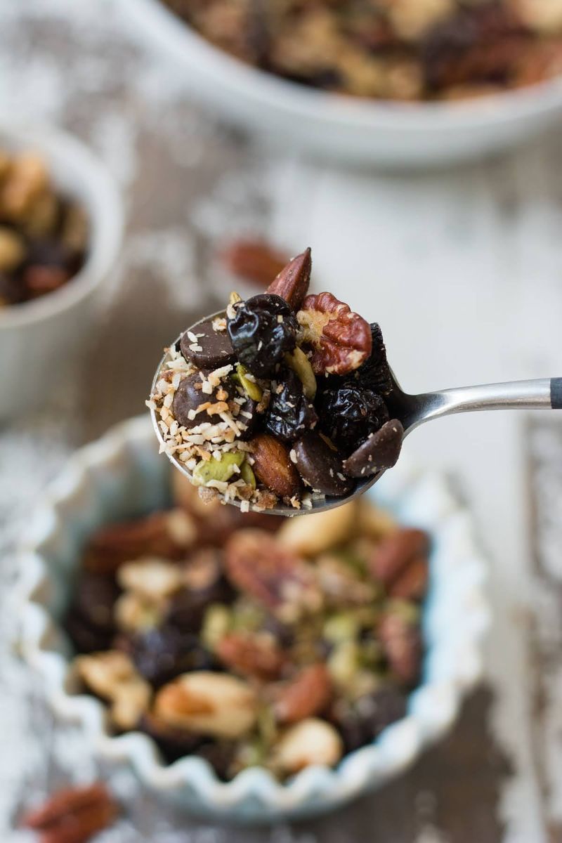 Walnuts and Dark Chocolate Chunks
