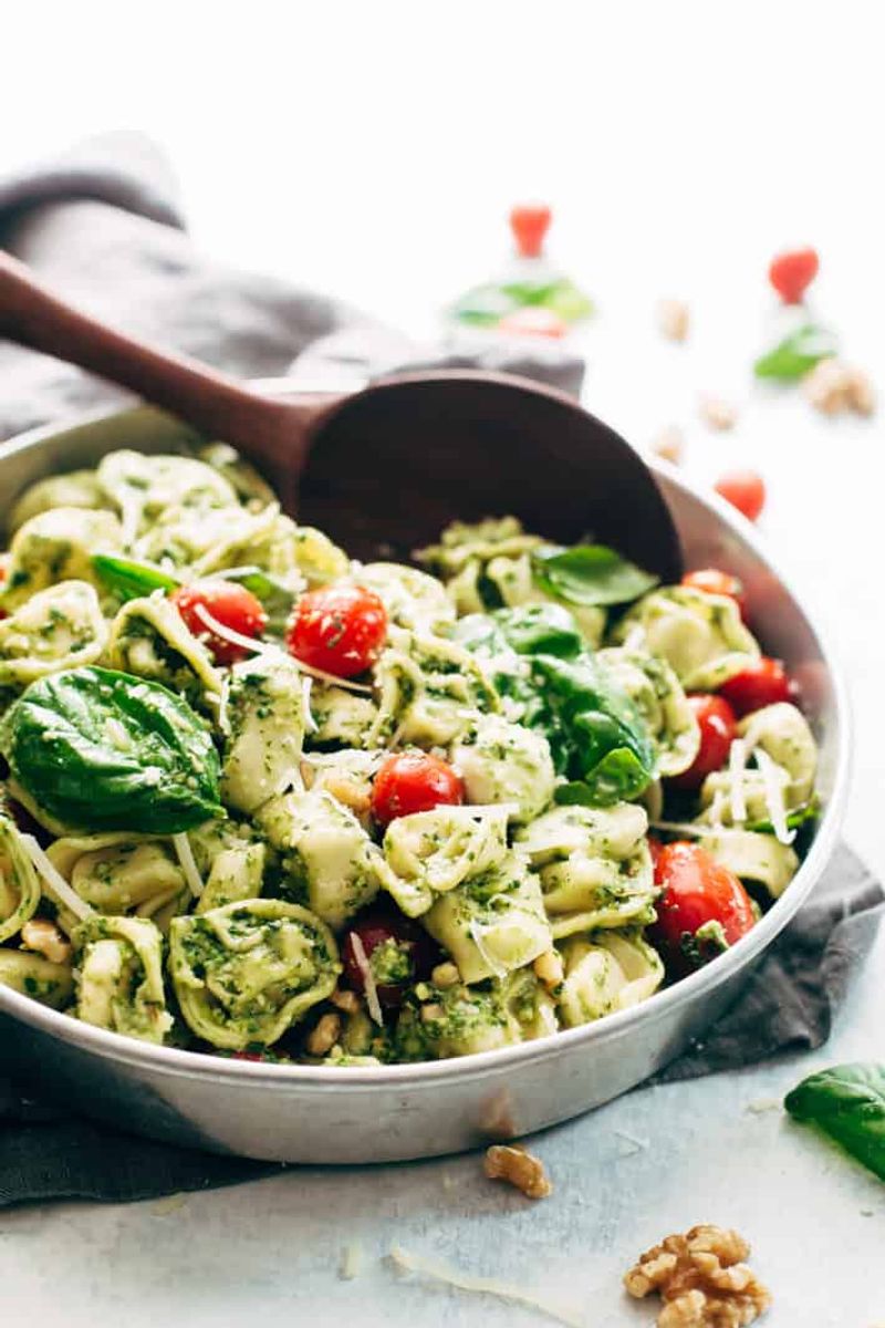 Pesto Tortellini With Spinach