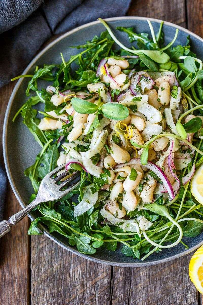 White Bean and Arugula Salad