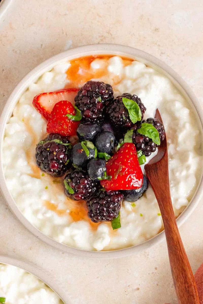Cottage Cheese and Fruit Bowl