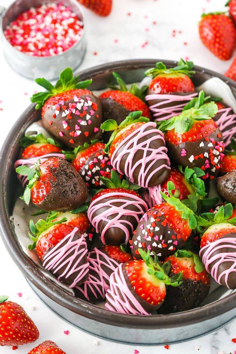 Chocolate-Dipped Strawberries