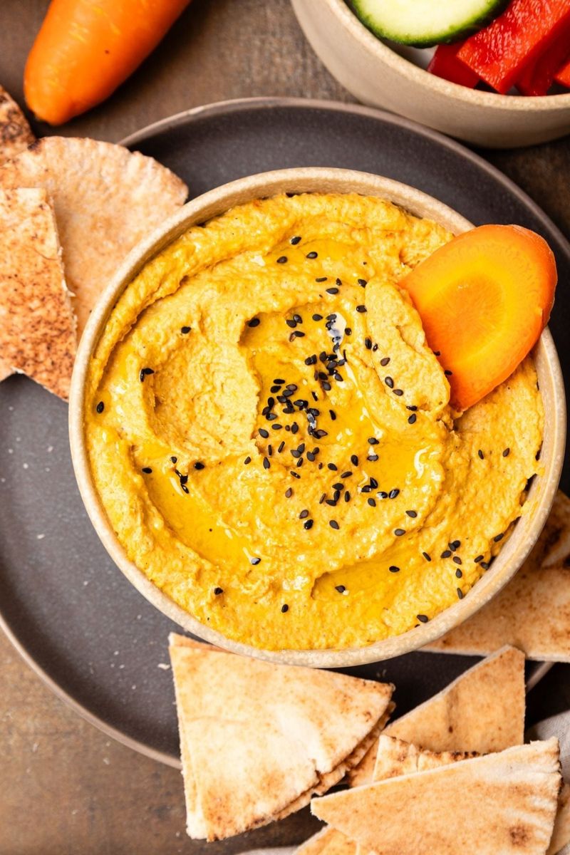 Carrot Hummus With Za'atar Pita Chips