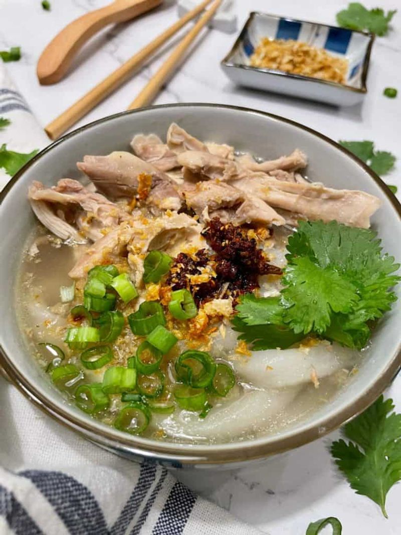 Laotian Khao Piak Sen Broth