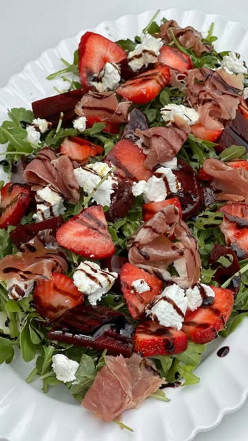 Crispy Prosciutto and Sun-Dried Tomato Bowl