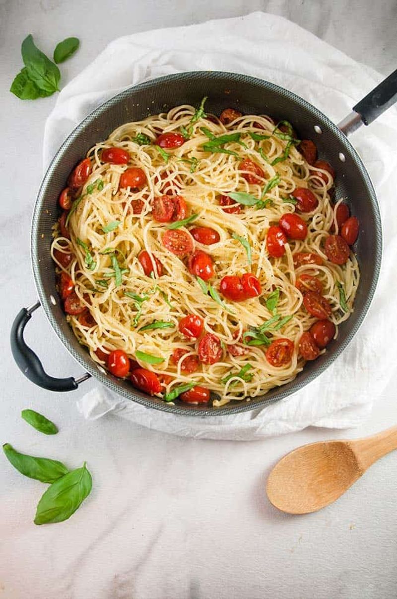 White Bean and Tomato Bruschetta Pasta