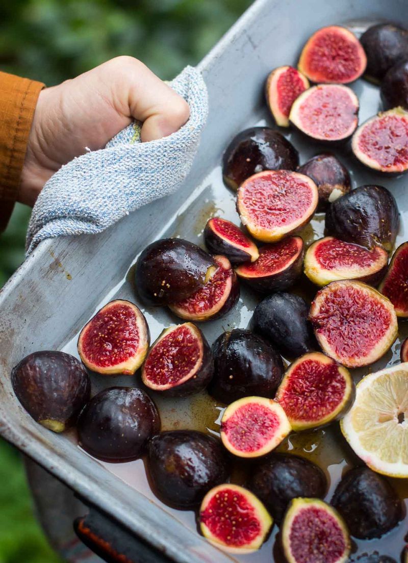 Honey Roasted Figs with Walnuts
