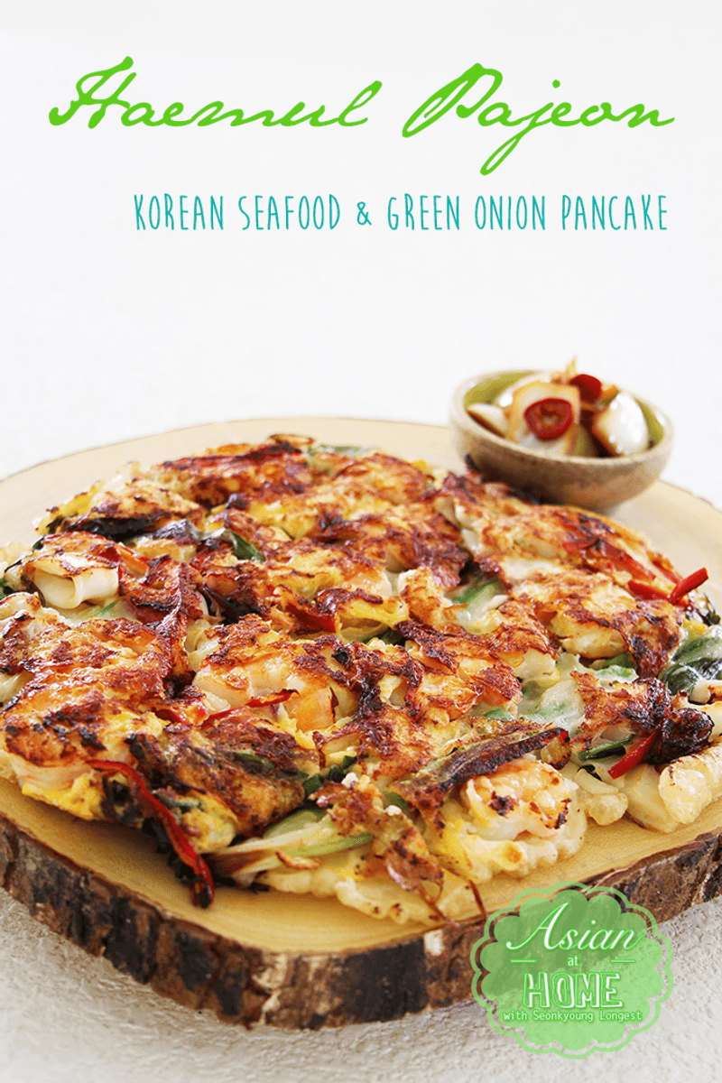 Haemul Pajeon (Seafood Pancake)