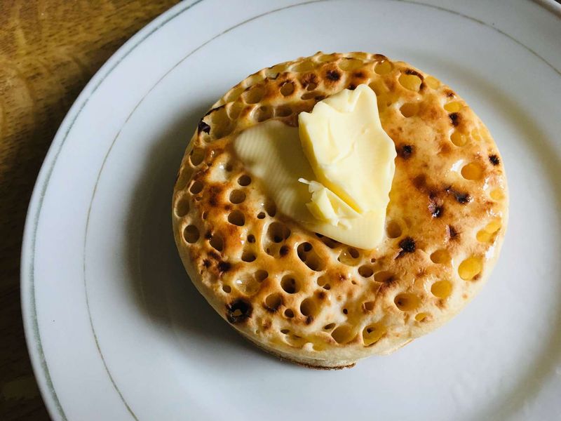 Crumpets with Butter
