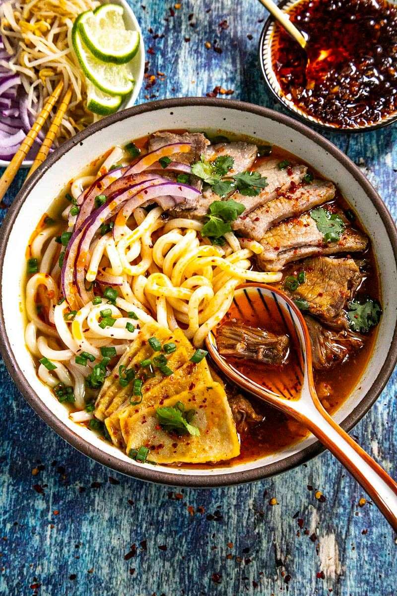 Bun Bo Hue (Vietnam)