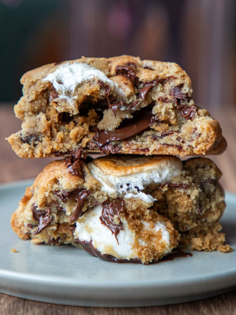Marshmallow Stuffed S'mores Cookies