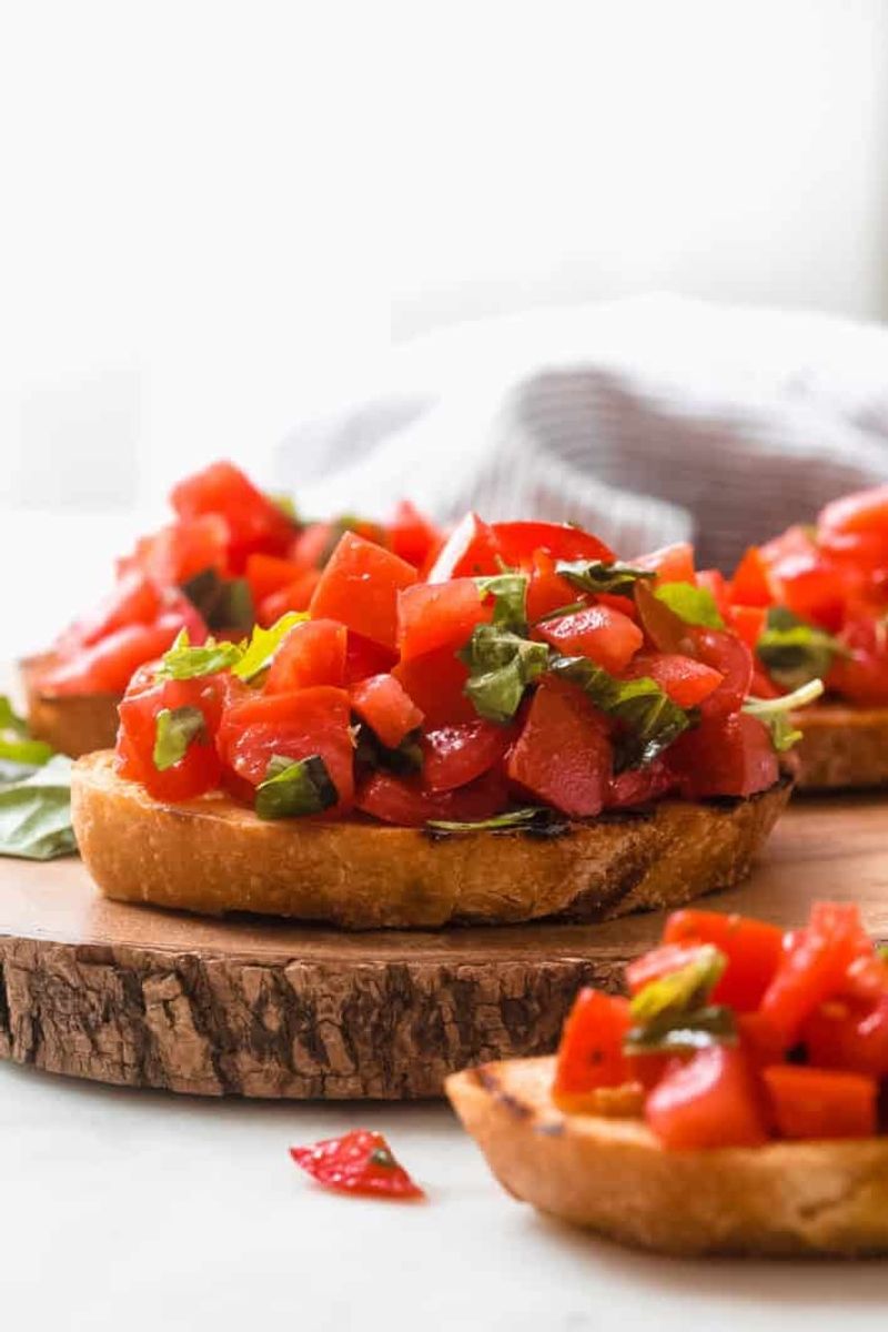 Bruschetta with Tomatoes and Basil