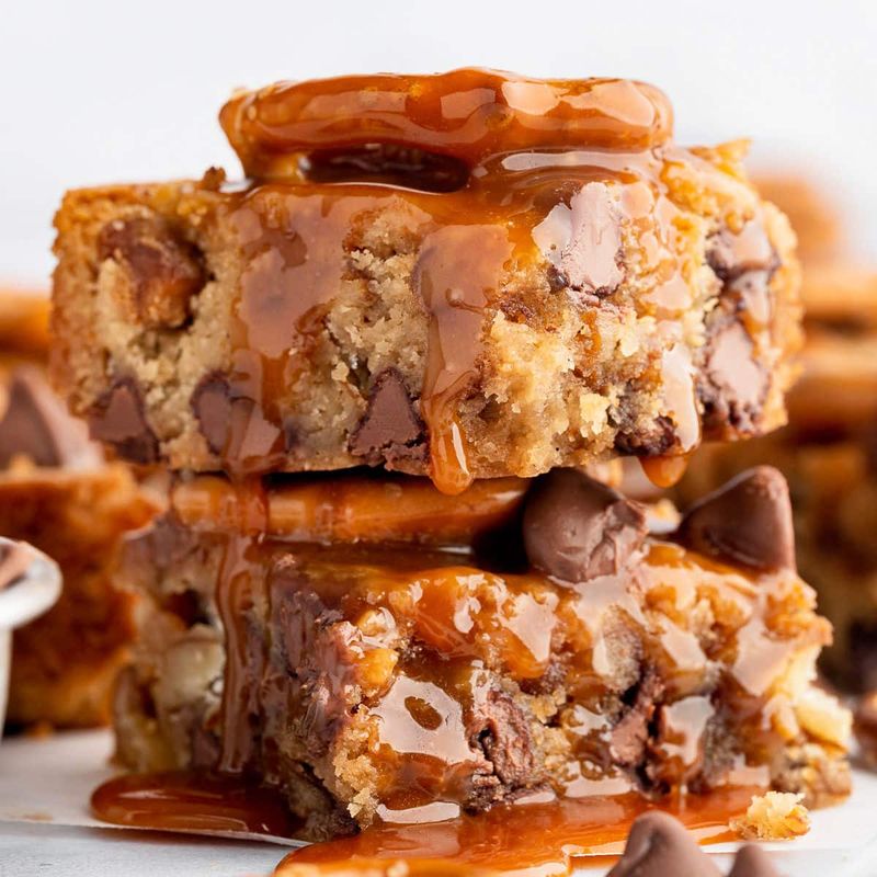 Salted Caramel Blondies