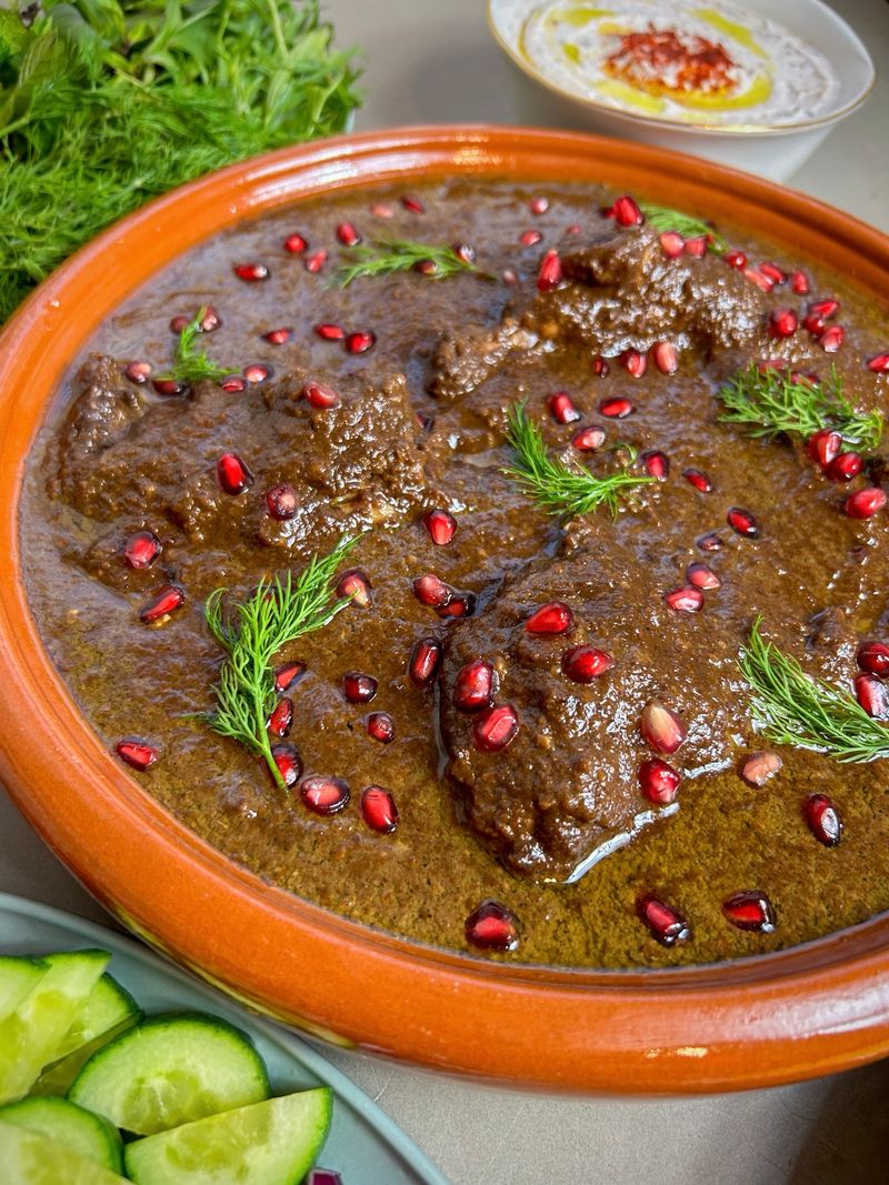 Khoresh Fesenjān - Iran