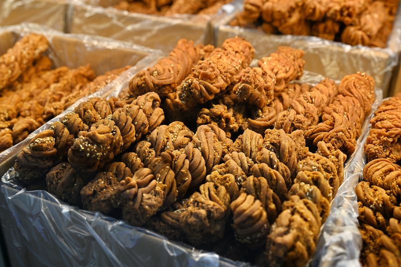 Mahua (Chinese Fried Dough Twist)