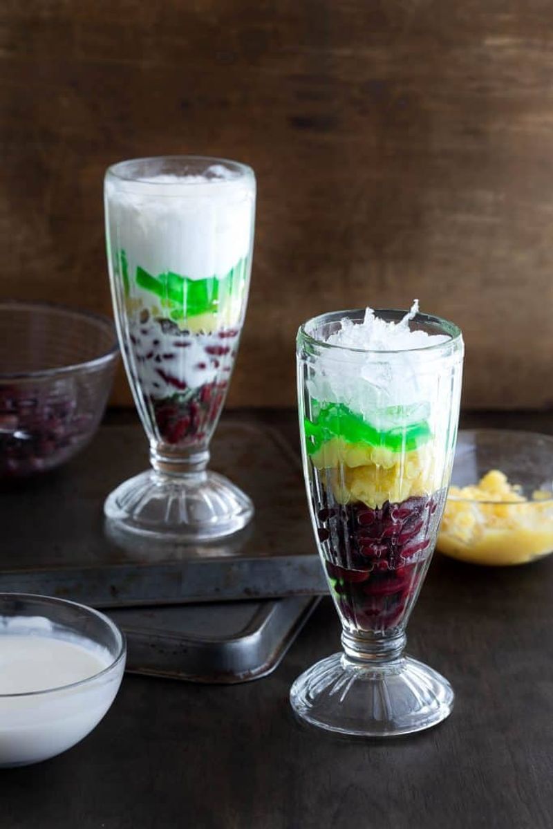 Chè Ba Màu (Vietnam)