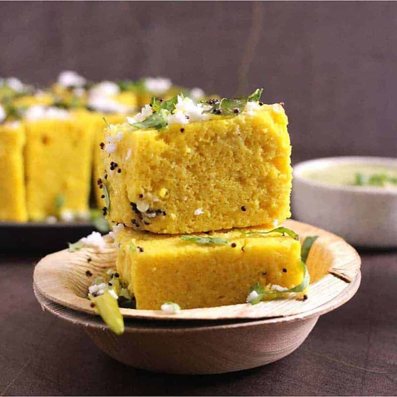 Khaman Dhokla (Indian Steamed Chickpea Cake)