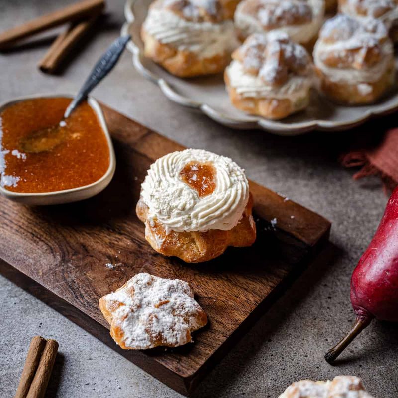 Maple Cream Puffs