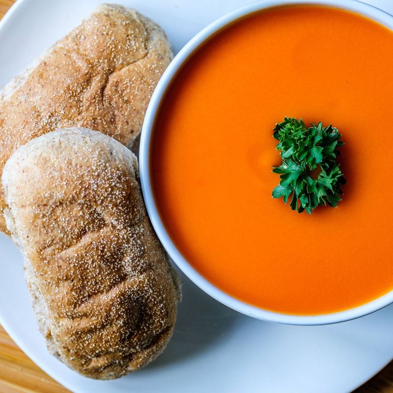 Heinz Tomato Soup with Bread Roll