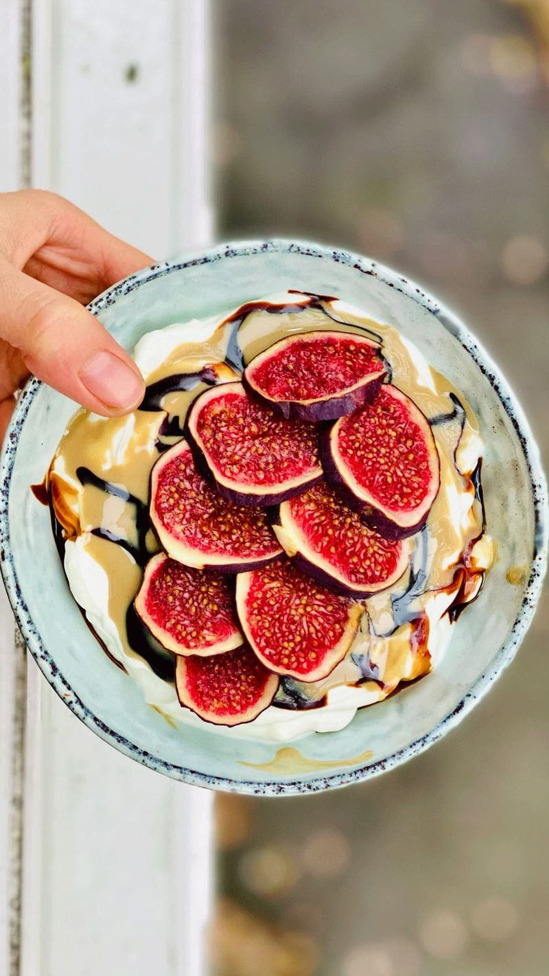 Tahini and Sliced Figs