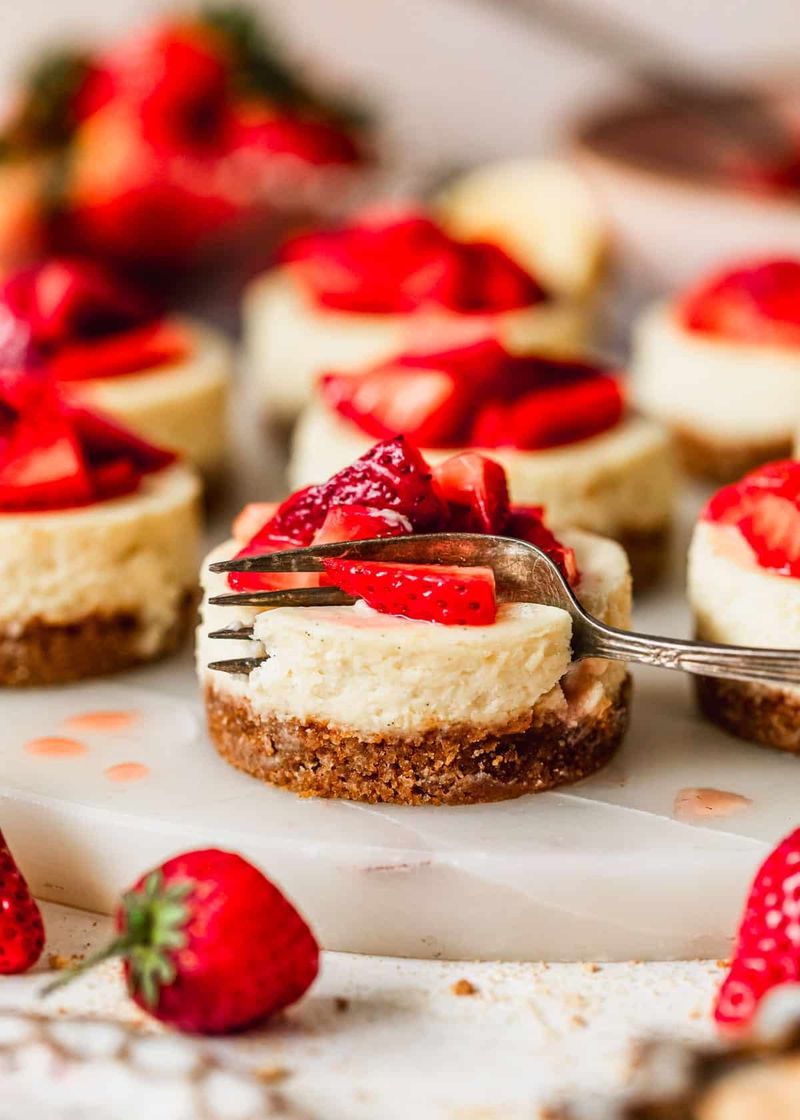 Strawberry Cheesecake Bites