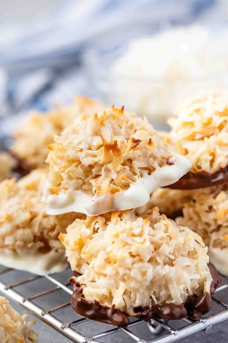 Coconut Macaroon Bites