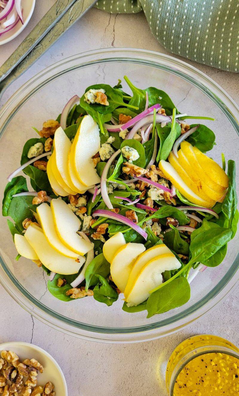 Spinach Salad With Toasted Walnuts And Pear