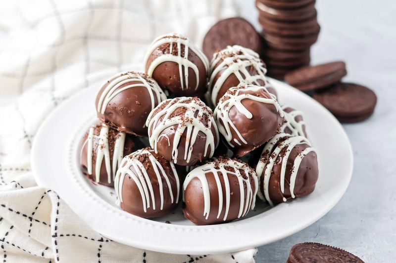 No-Bake Oreo Truffles