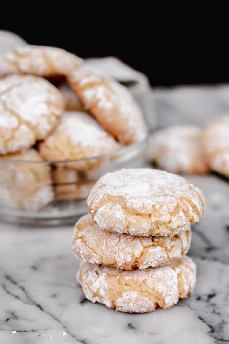 Amaretti Cookies