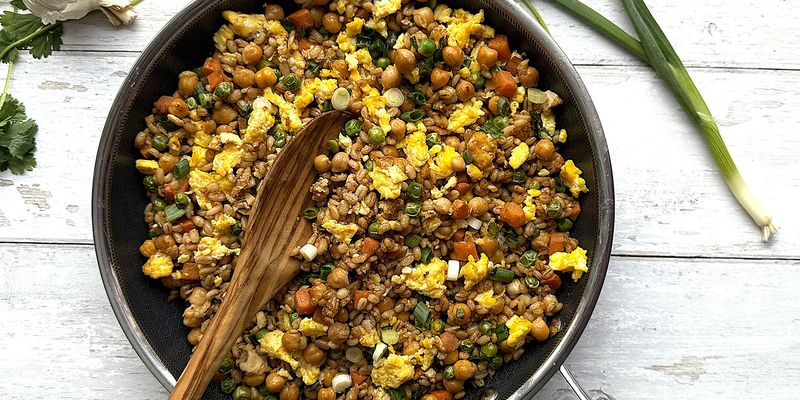 Barley Fried Rice With Eggs and Vegetables