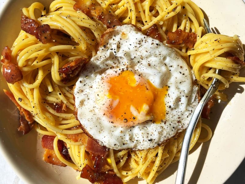Pasta with Fried Egg and Parmesan