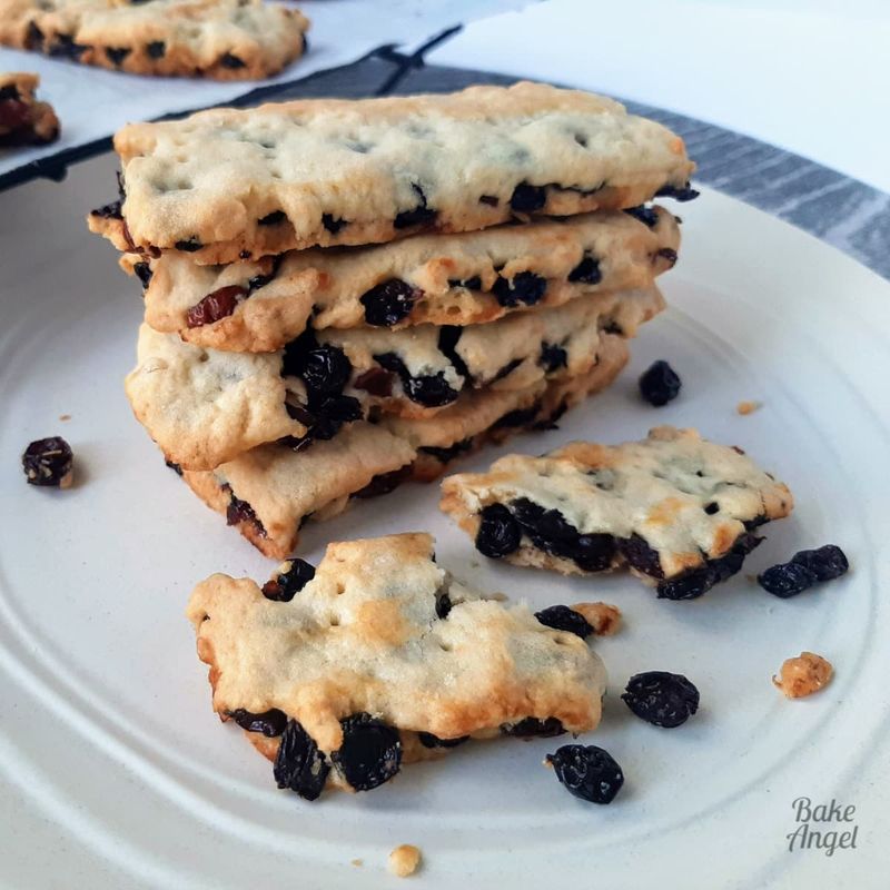 Garibaldi Biscuits