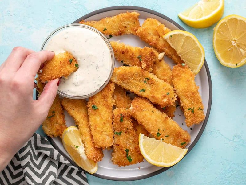 Fish Sticks with Mac and Cheese