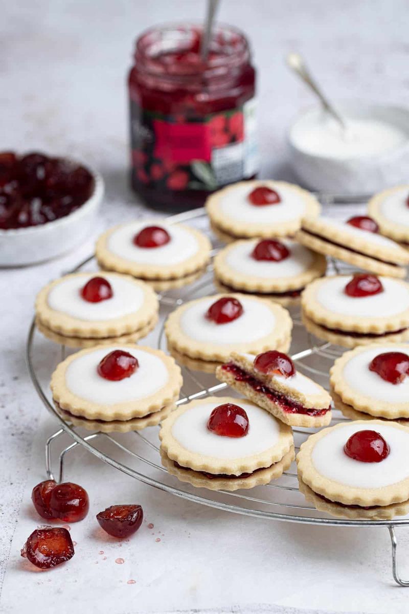 Empire Biscuits
