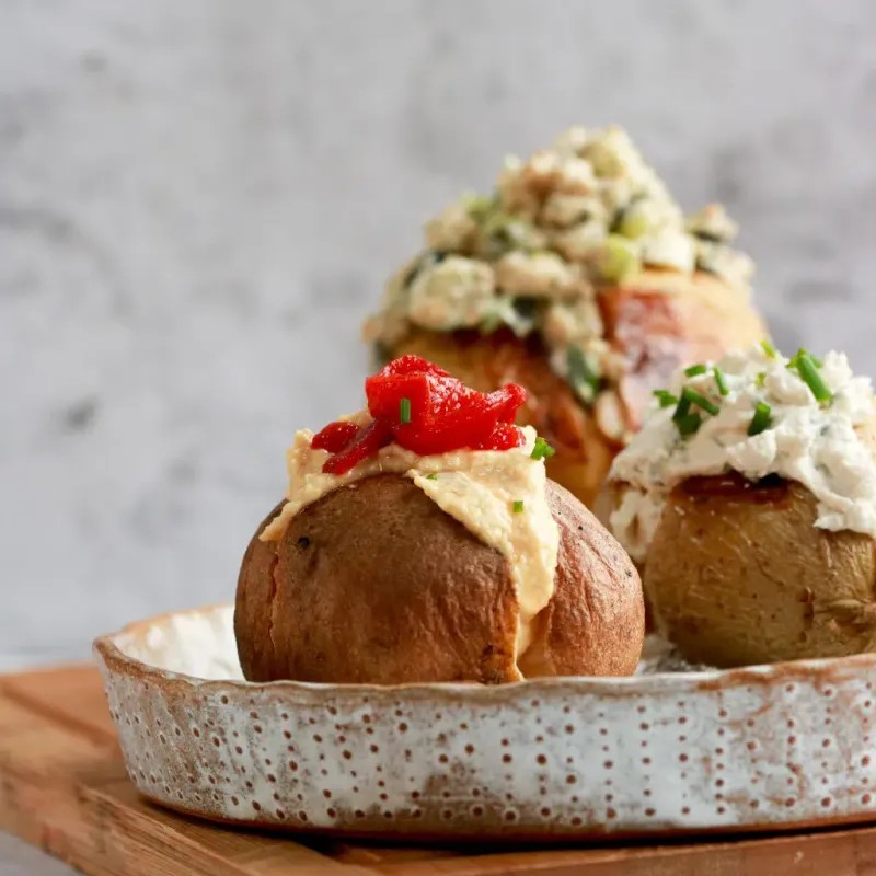 Hummus and Roasted Red Pepper