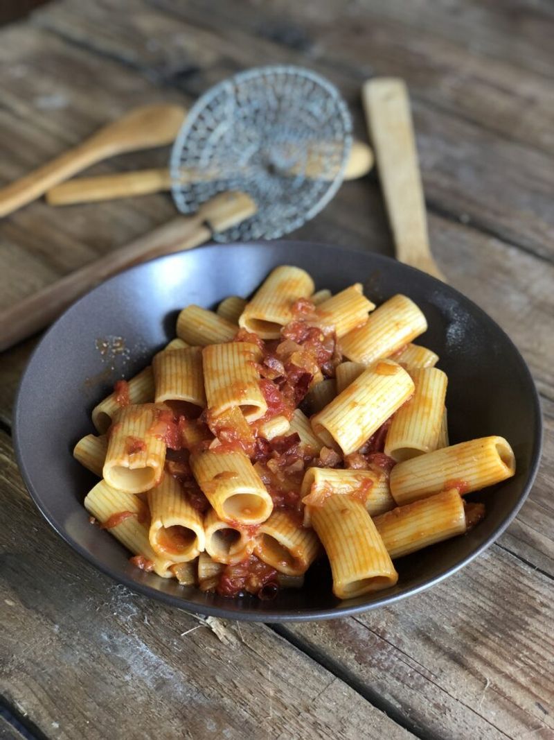 Hollow Pasta (Penne and Rigatoni)