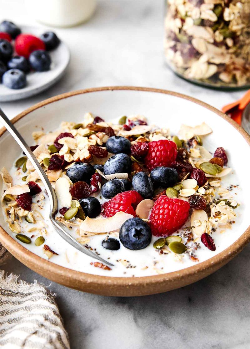Whole Grain Cereal with Milk